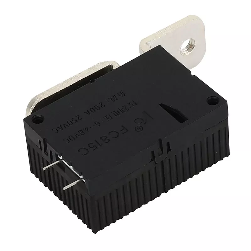 Rơle chốt điều khiển cọc sạc 200A
